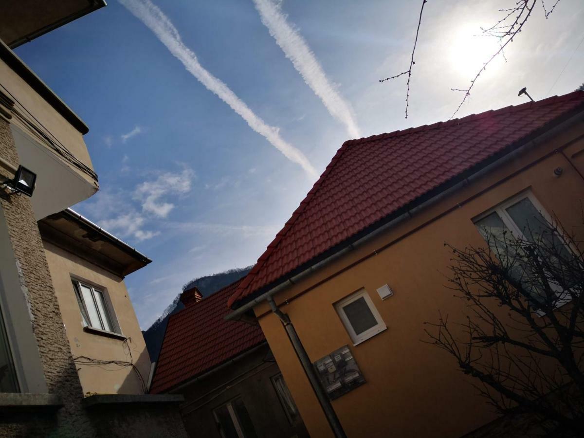 Sunny Town House Villa Brasov Exterior photo